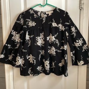 Michael Michael Kors Black/Ivory Floral 3/4 Bell Sleeve Tiered Flowy Top M EUC